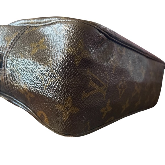 Louis Vuitton Trousse Toiletry bag - Picture 6 of 11